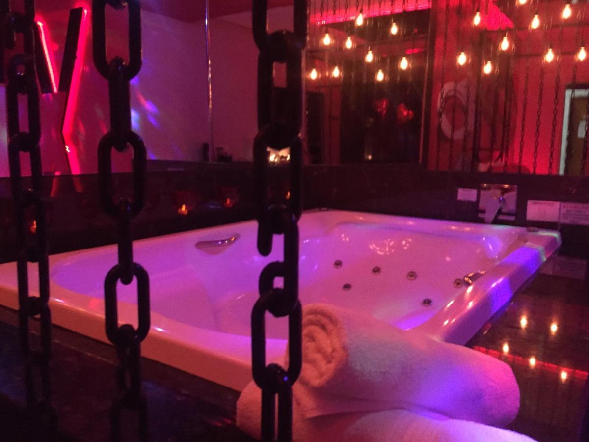 Imperium Inn Motel (Adults Only) Nova Ponte Bagian luar foto