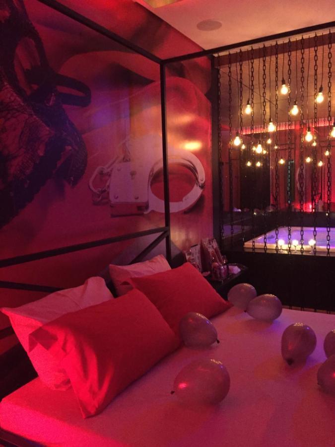 Imperium Inn Motel (Adults Only) Nova Ponte Bagian luar foto