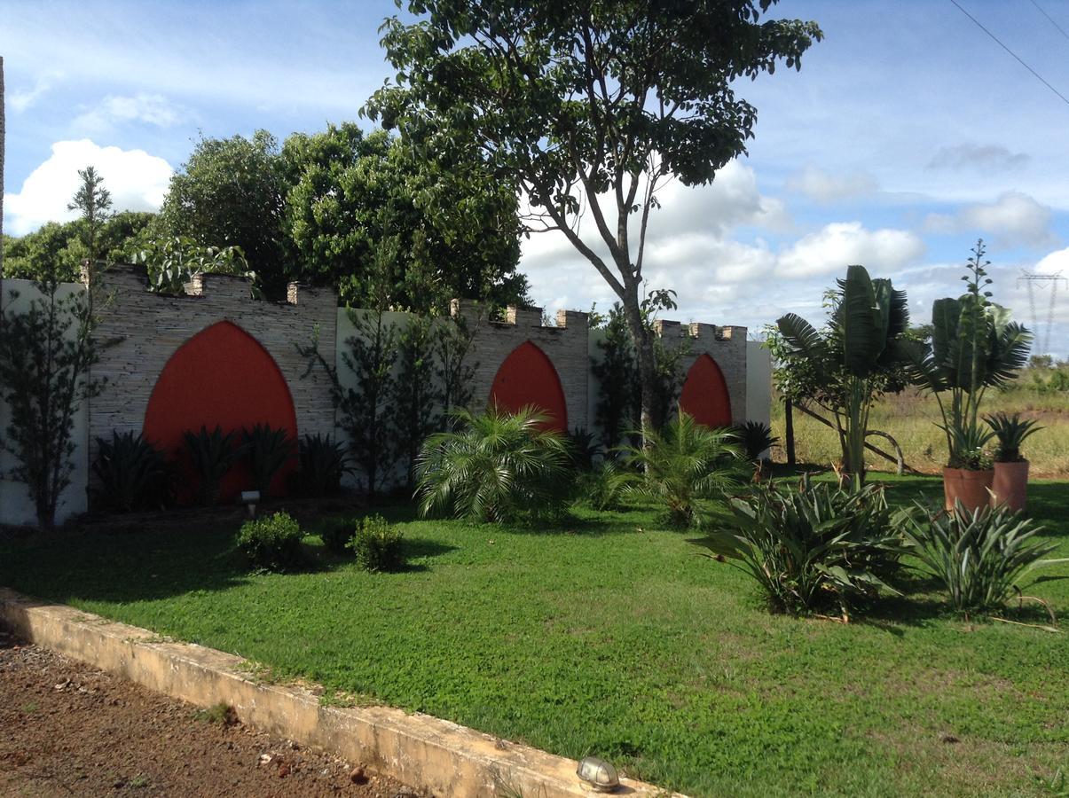 Imperium Inn Motel (Adults Only) Nova Ponte Bagian luar foto