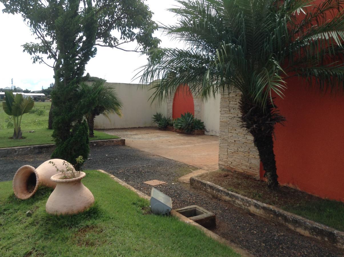 Imperium Inn Motel (Adults Only) Nova Ponte Bagian luar foto